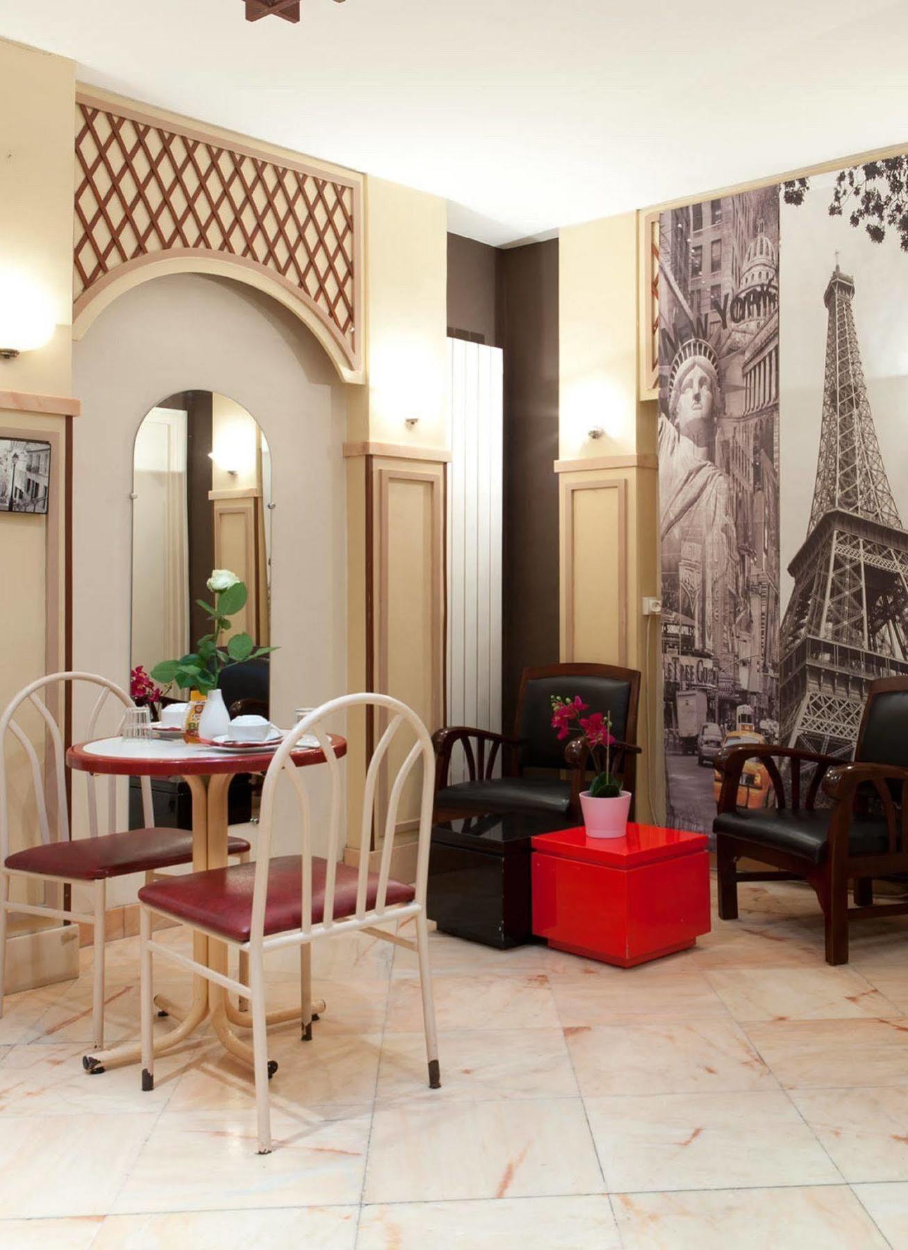 Grand Hotel De Párizs Kültér fotó